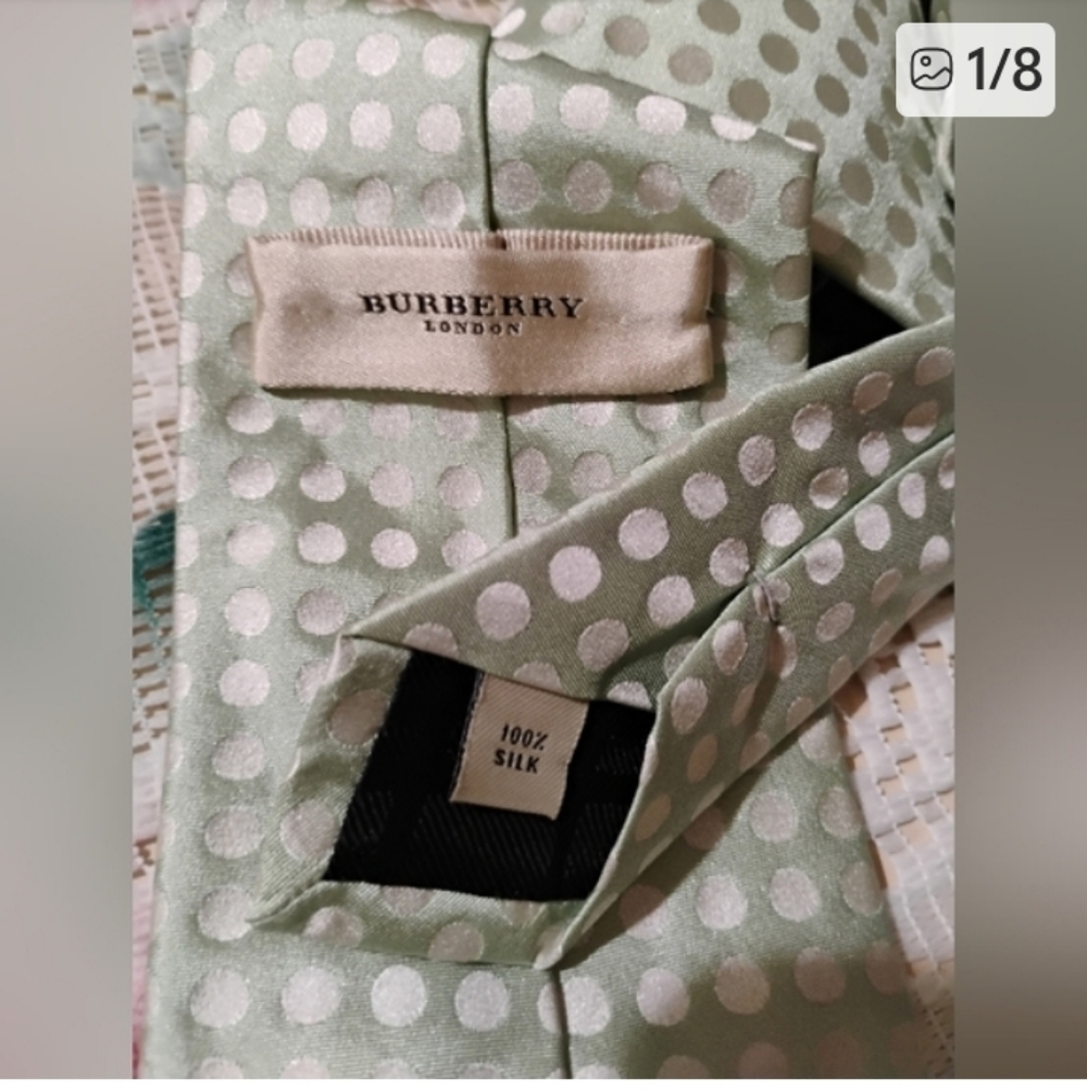 BURBERRY LONDON 💯 SILK TIE - Picture 4 of 8